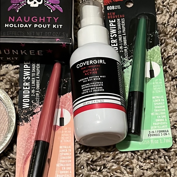 10 piece makeup bundle - Picture 3 of 5